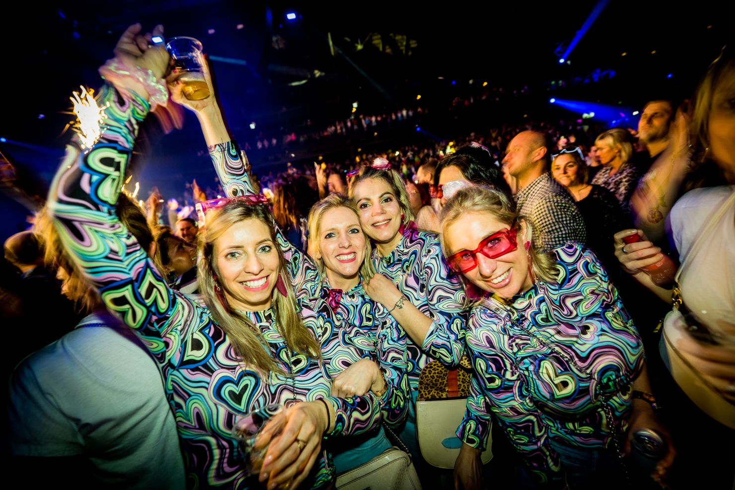 Spring op de 90s Feestbussen